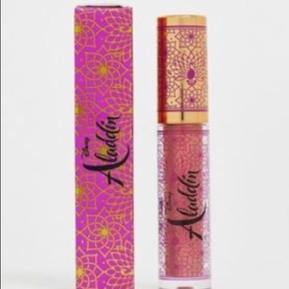 Limited addition MAC Aladdin collection